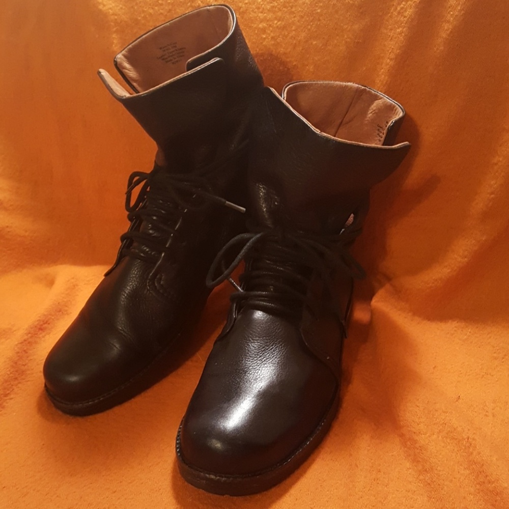 Gentle Souls by Kenneth Cole - Womens Ankle Boots